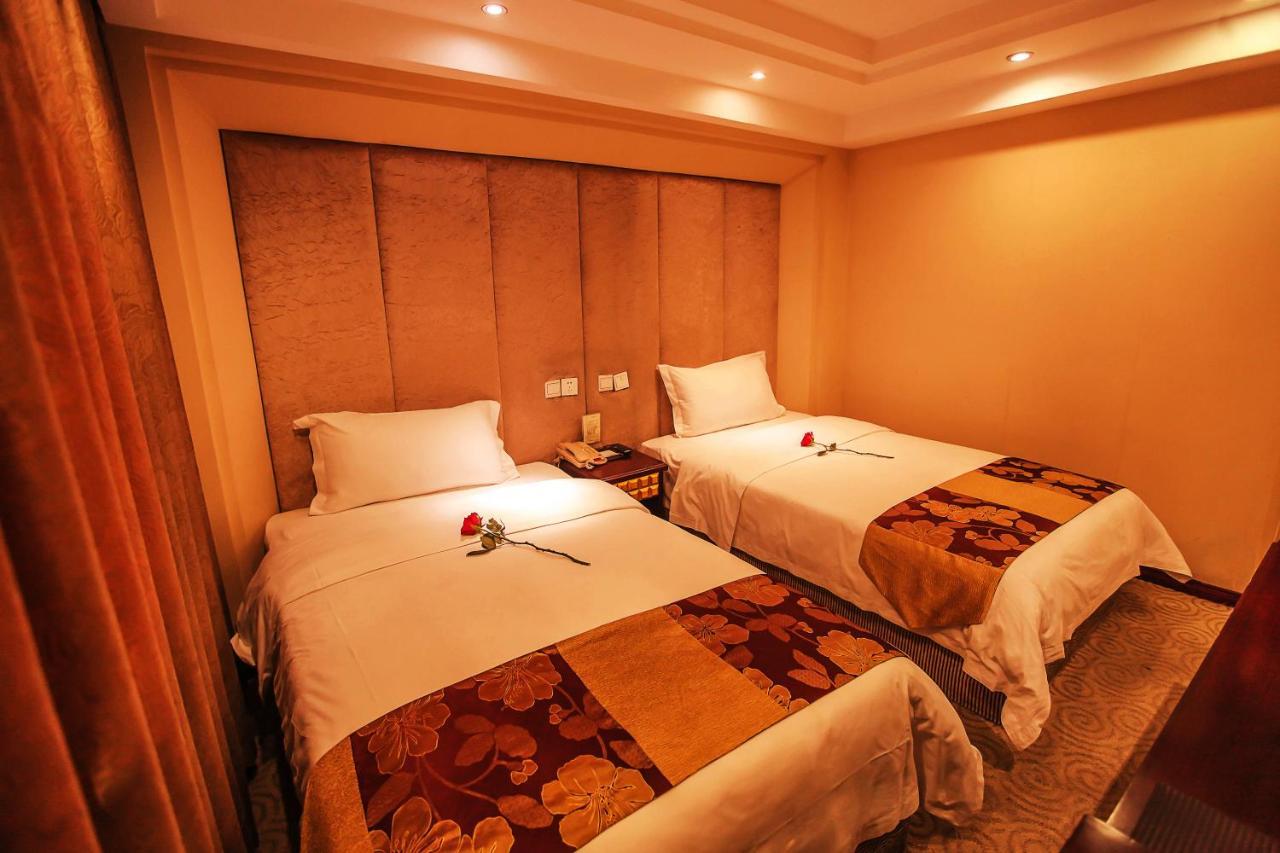 Chengdu Aviation Hotel Экстерьер фото